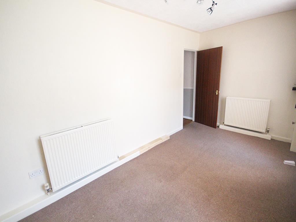 1 bedroom flat For Sale in Barrowford - IMG_2755.jpg